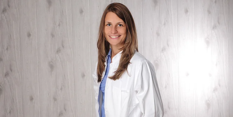 Dr. Stephanie Weiss