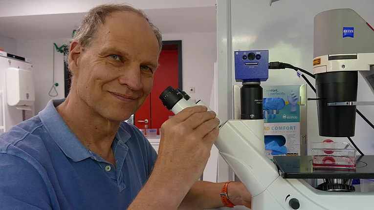 Prof. Dr. Luitpold Distel